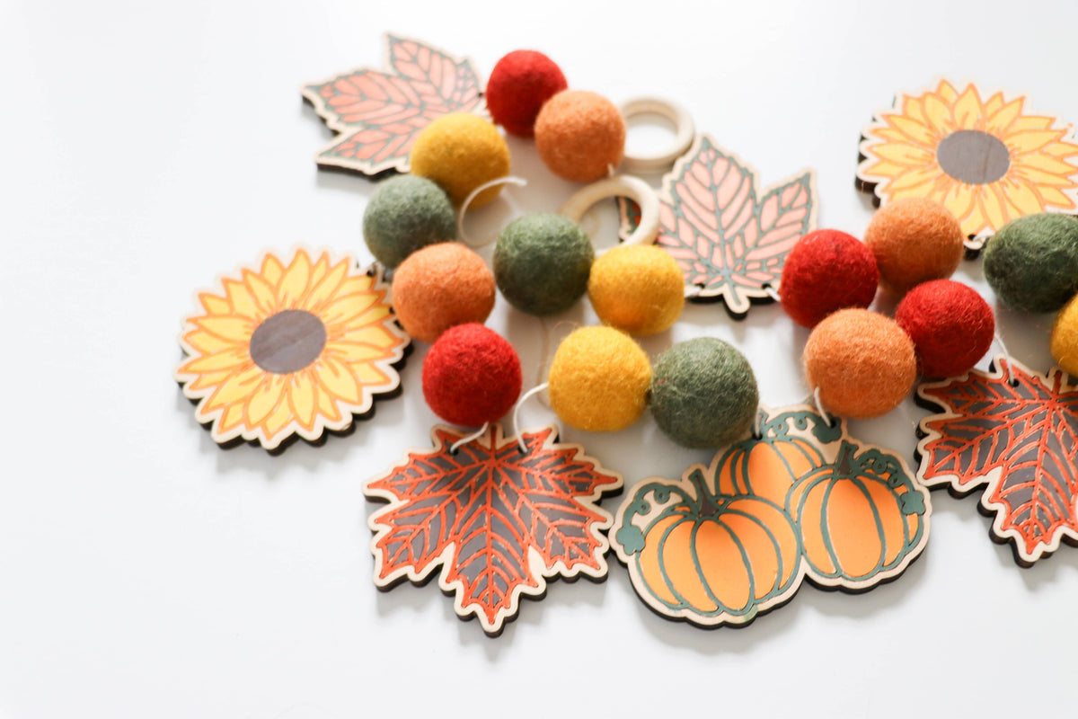 DIY Craft Kit - Hello Fall Garland