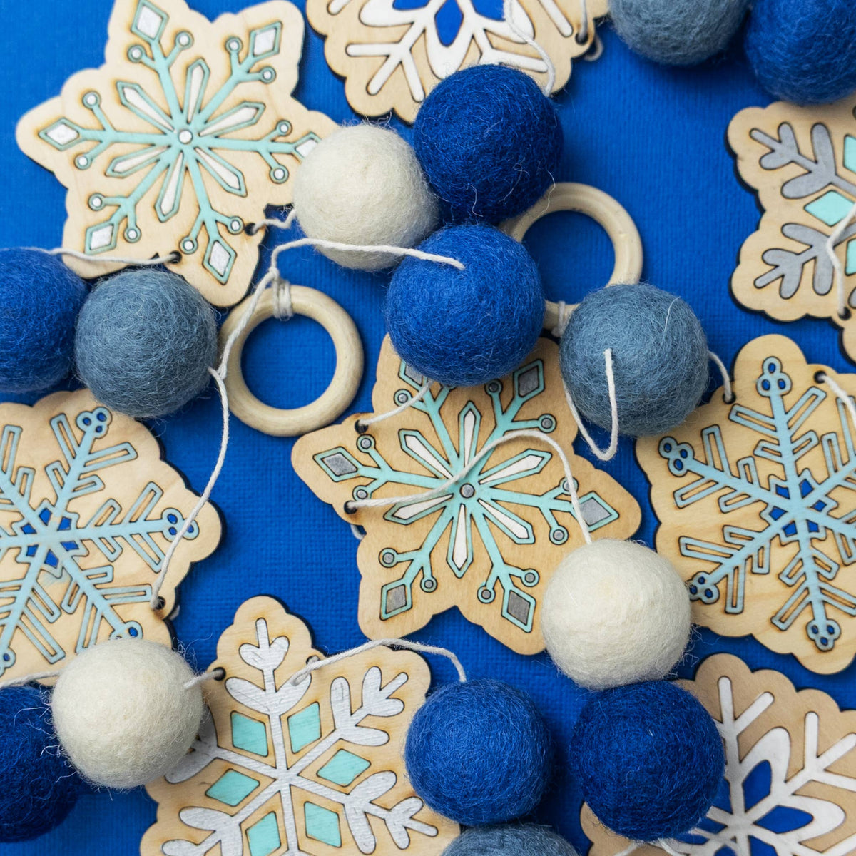 DIY Craft Kit - Snowflake Garland