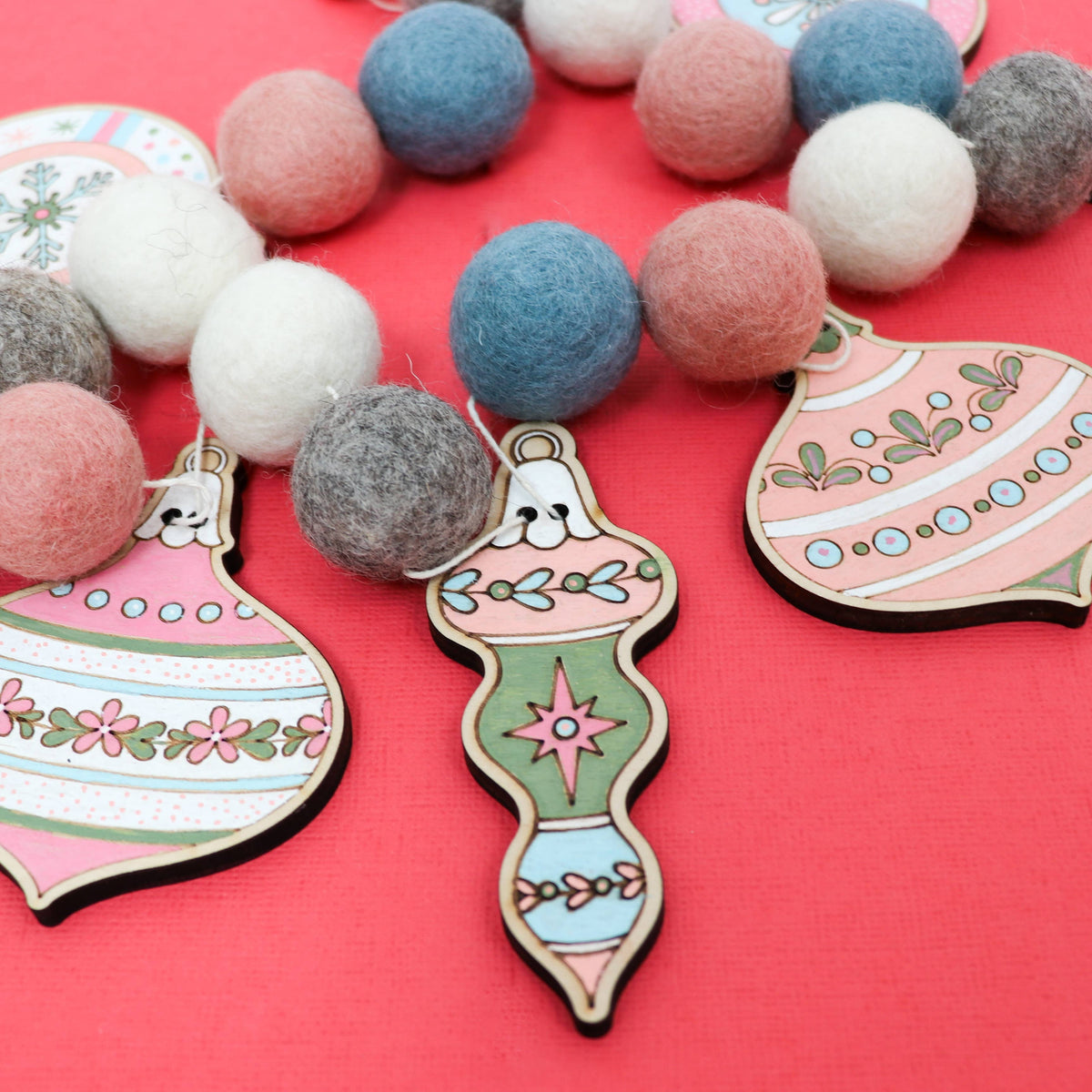 DIY Craft Kit - Vintage Ornament Garland