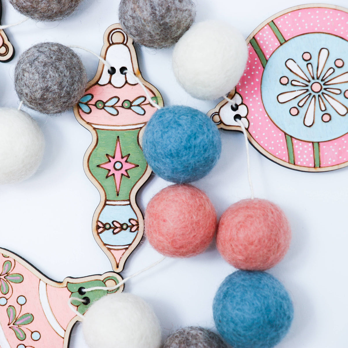DIY Craft Kit - Vintage Ornament Garland
