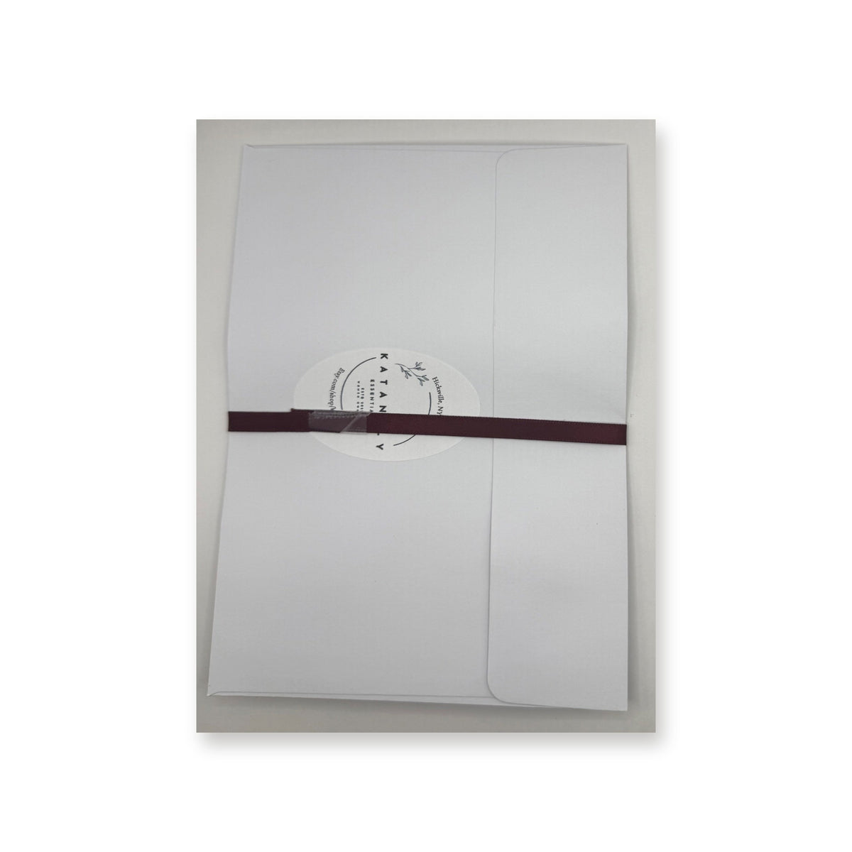 Handmade greeting card back with envelope and ribbon by Katanily Essentials